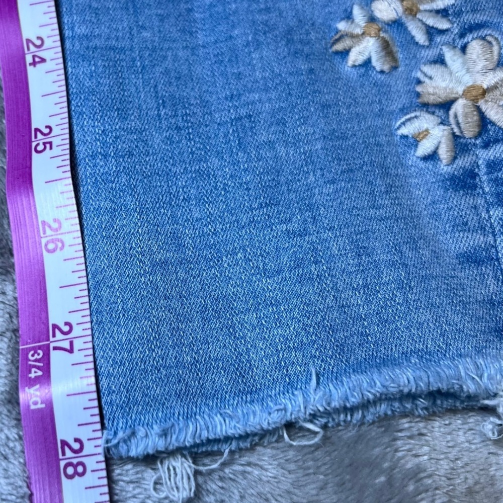 Abercrombie & Fitch High Rise Super Skinny Ankle Jeans 26/2 Floral Embroidered - Picture 15 of 16